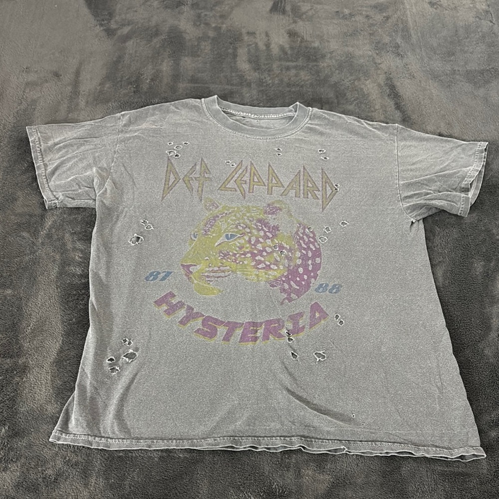 Def Leppard Graphic Tee